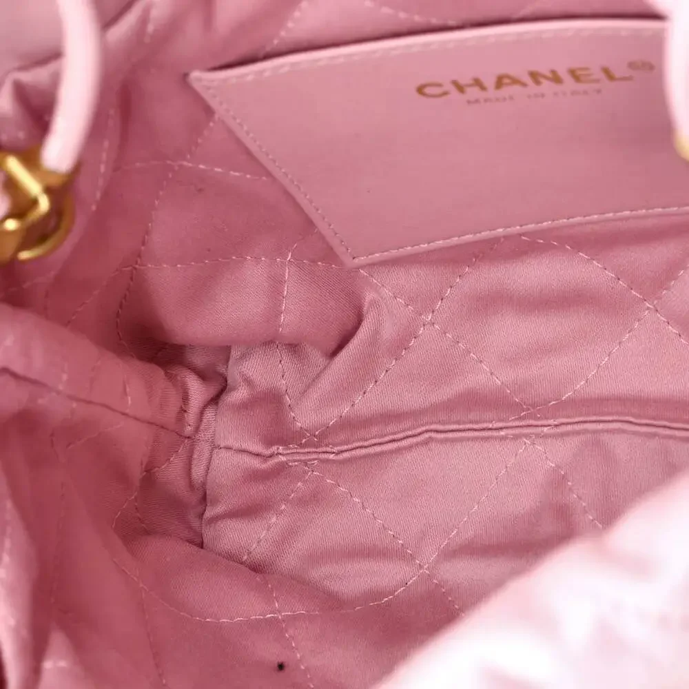 Chanel 22 Chain Hobo Quilted Calfskin #242425C50B
